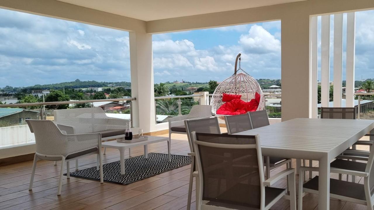 Villa Bolati, Avec Piscine, Jacuzzi, Jardin Et Vue Bonoua Kültér fotó